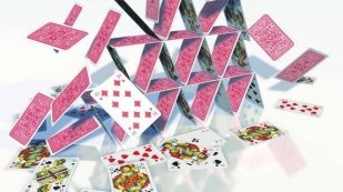 chateau-de-cartes-s-effondre